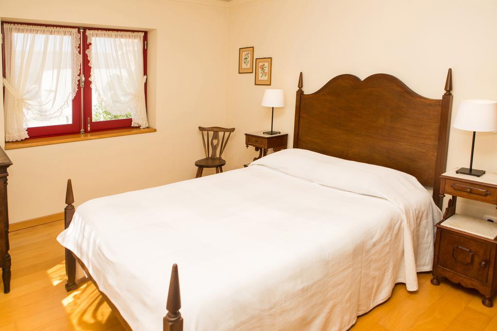 Вилла Casa Palheiro Amarelo Da Biarritz Кошта-Нова Экстерьер фото